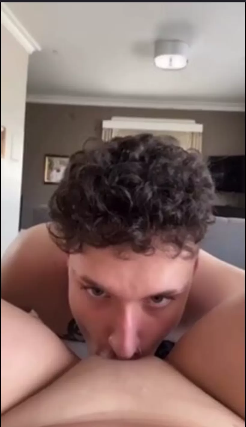 Gurls like us dream one day of having this view of ourselves