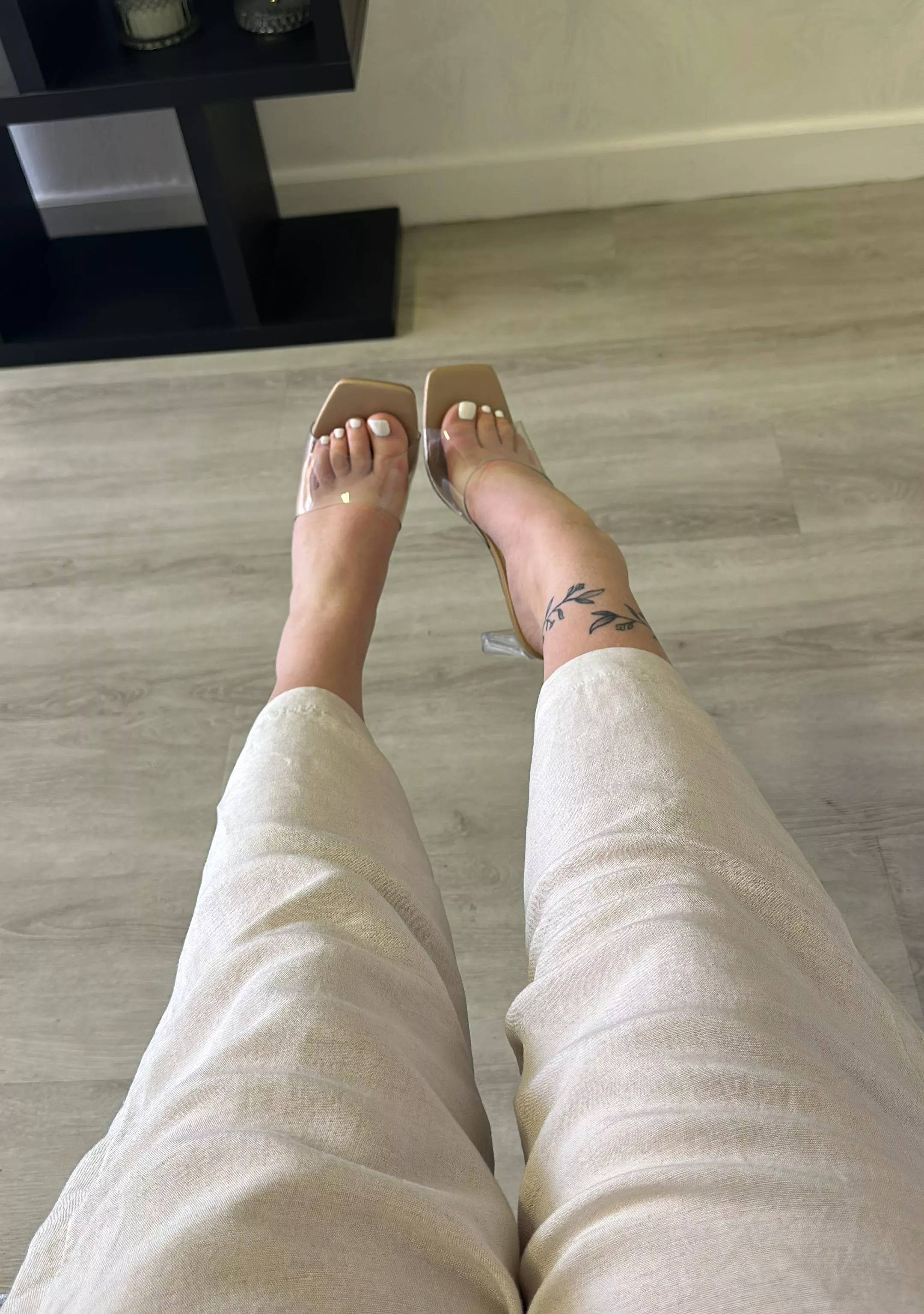 Heels and white toes 