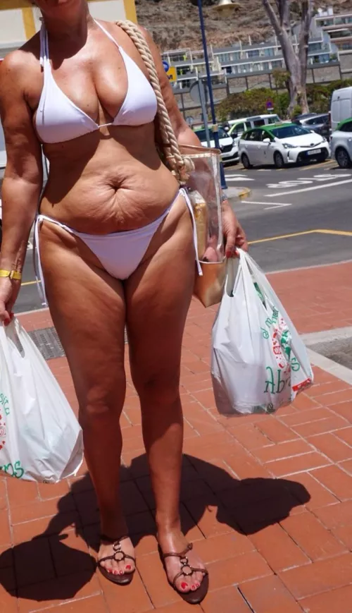 Help me back to my apartment guys?