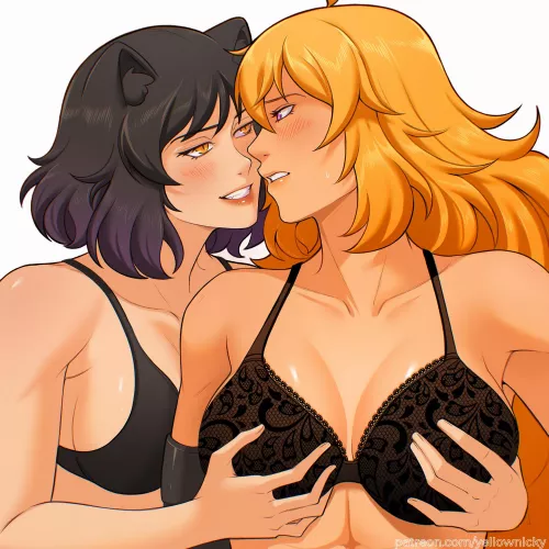 Hot bees (yellownicky)