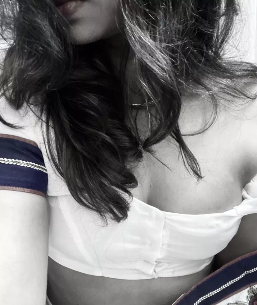 How is ur weekend going on? 