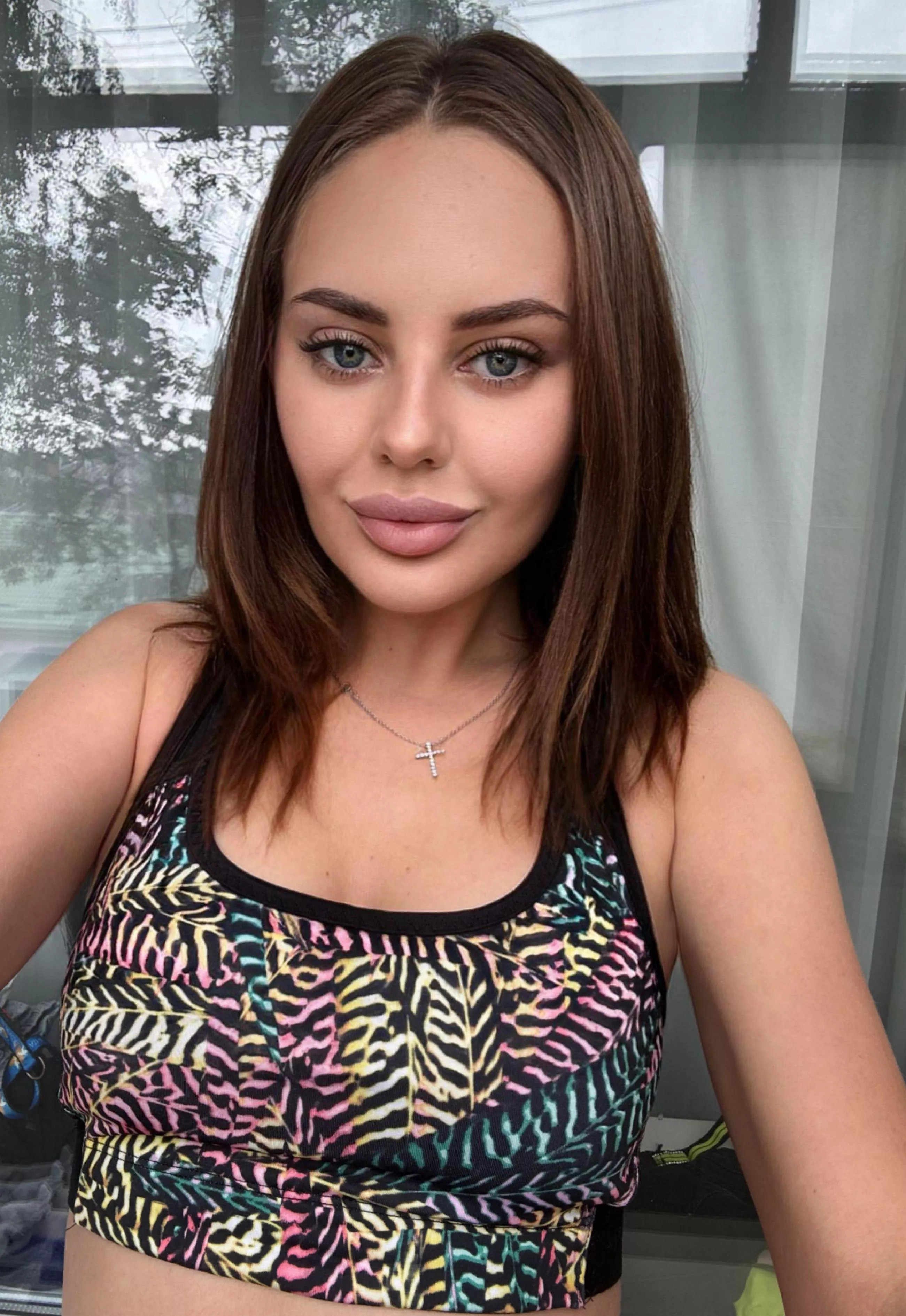 I don't think I need this top, I'll be without it in the next photos