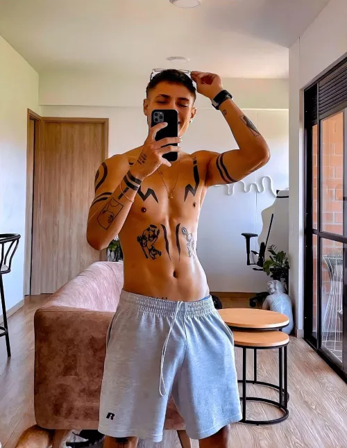 I want to play with you 