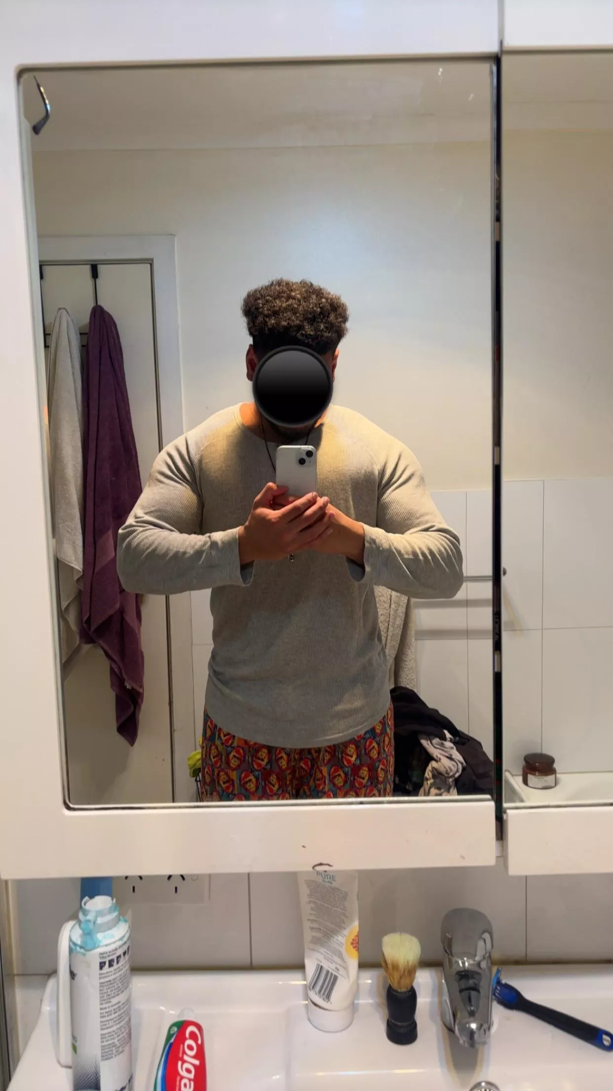 IK you wish I was pounding into you 😏😘