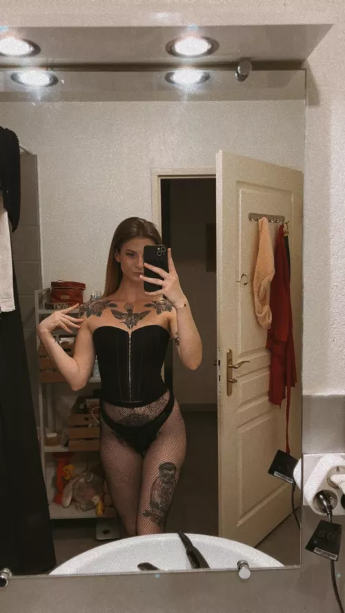 It's so calm today, let's make a little noise.