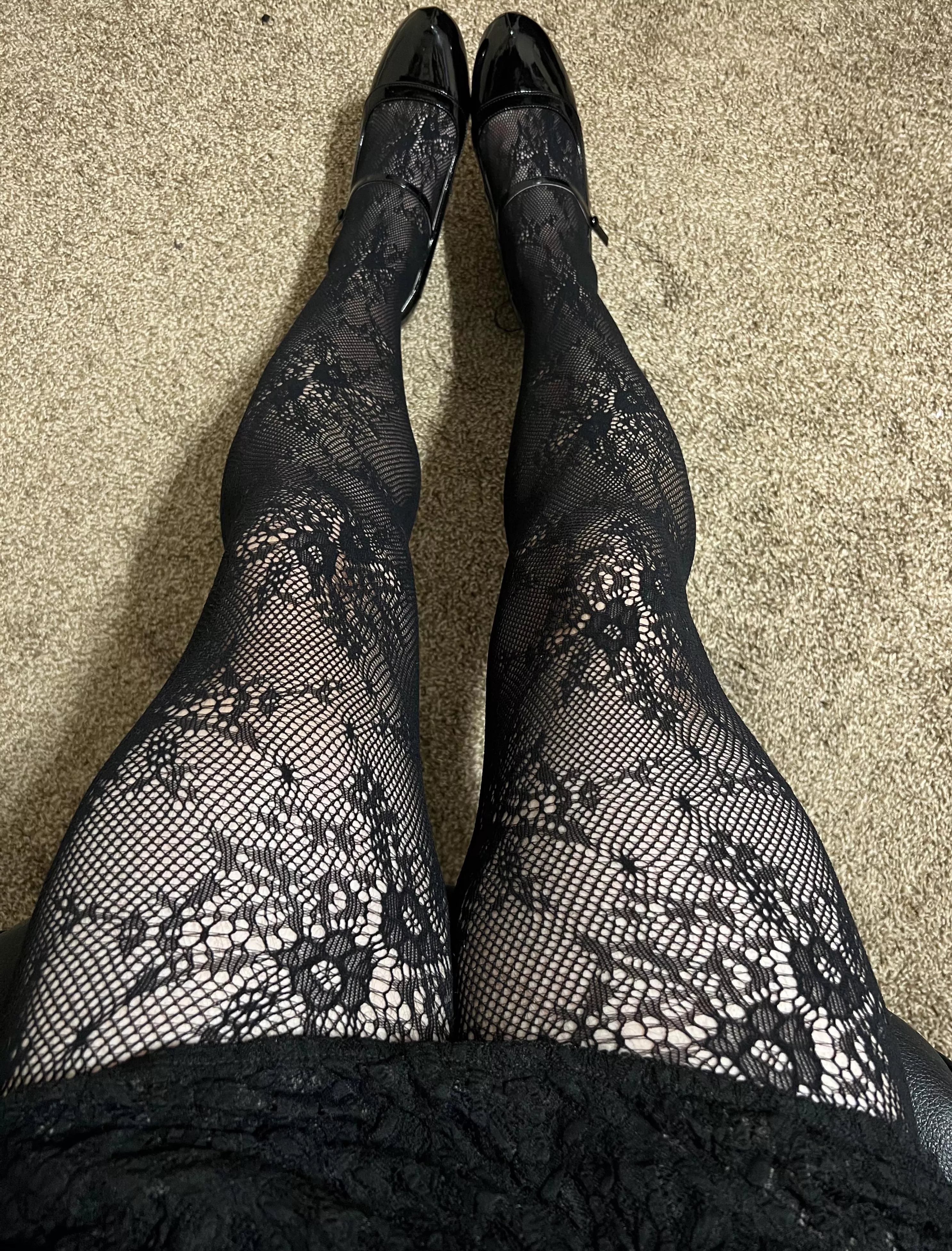 Lace tights