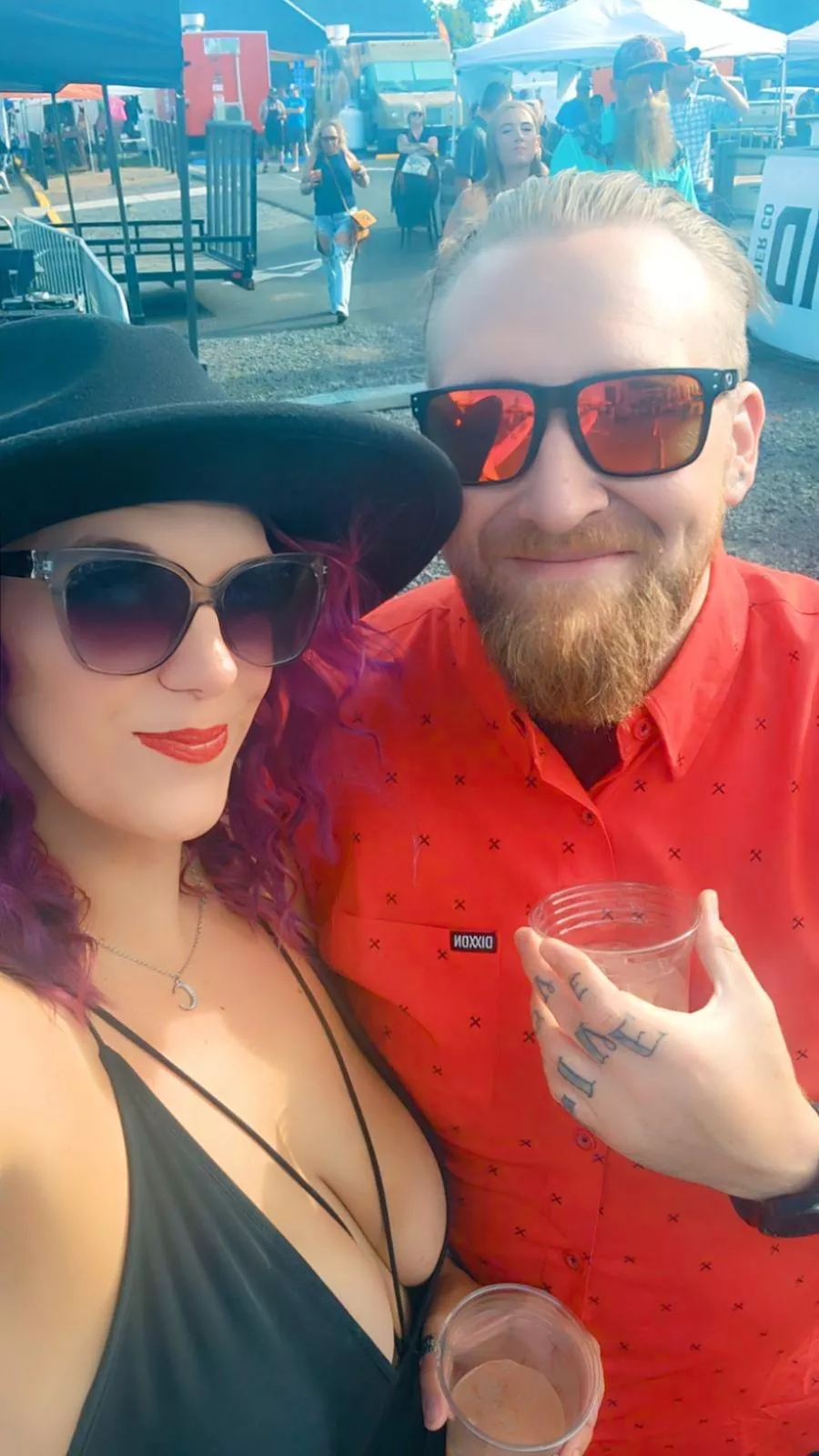 Looking for friends and more! #BEND [MF4MF/F]