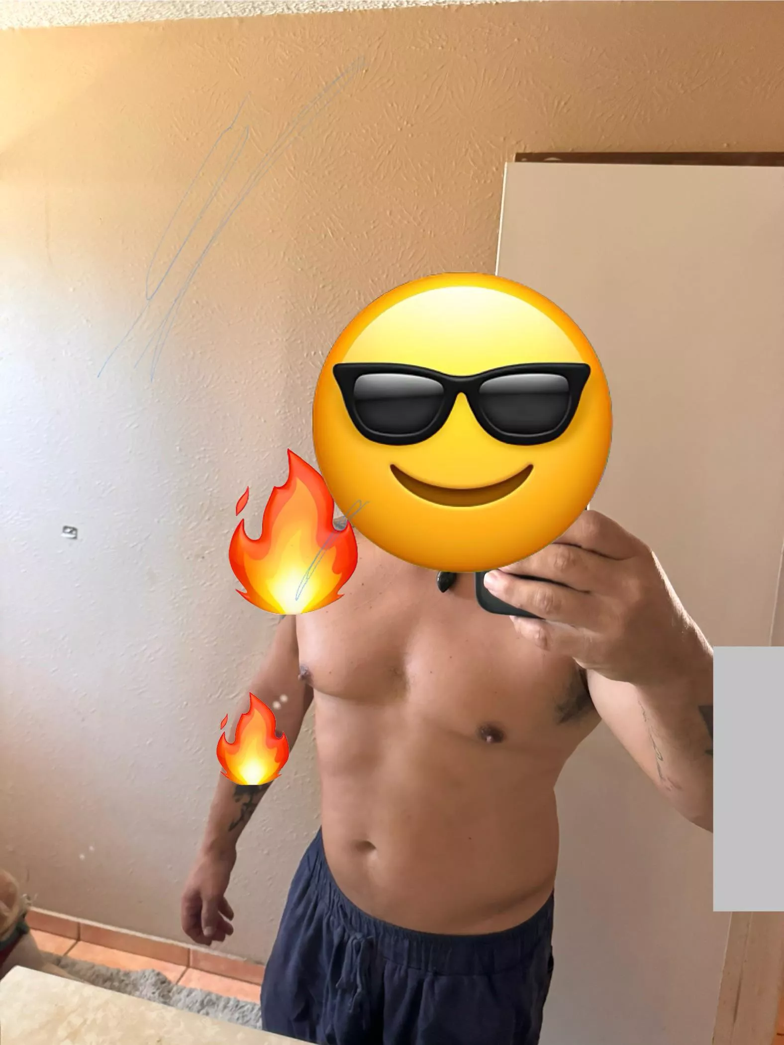 Looking for head.  bwc twinks?