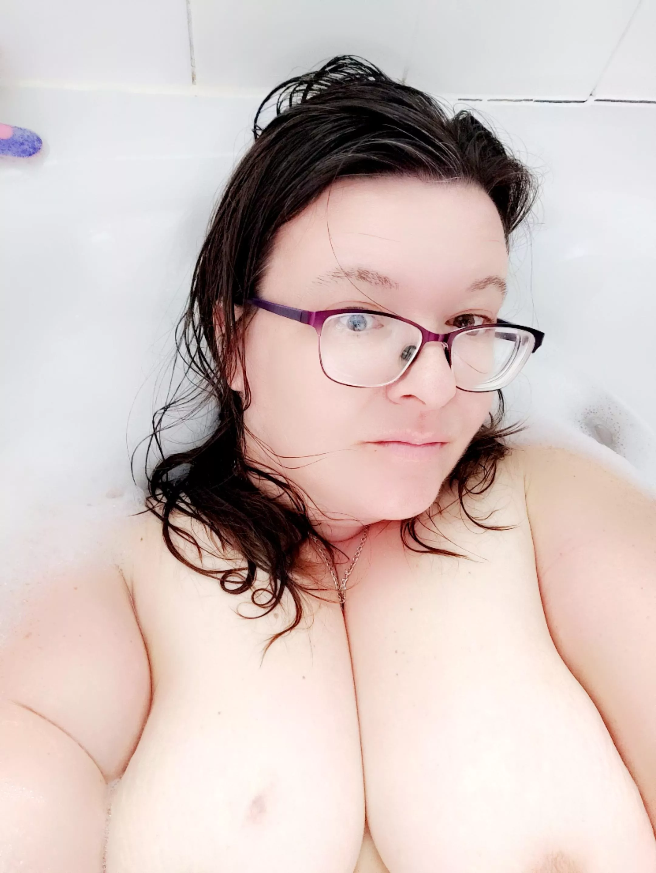 Message me if you think I will have nice nipples