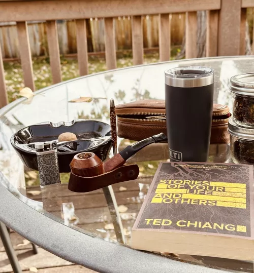 Morning smoke: Epiphany in the bulldog and some light reading 