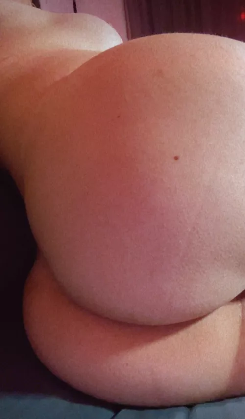 My big ass needs love