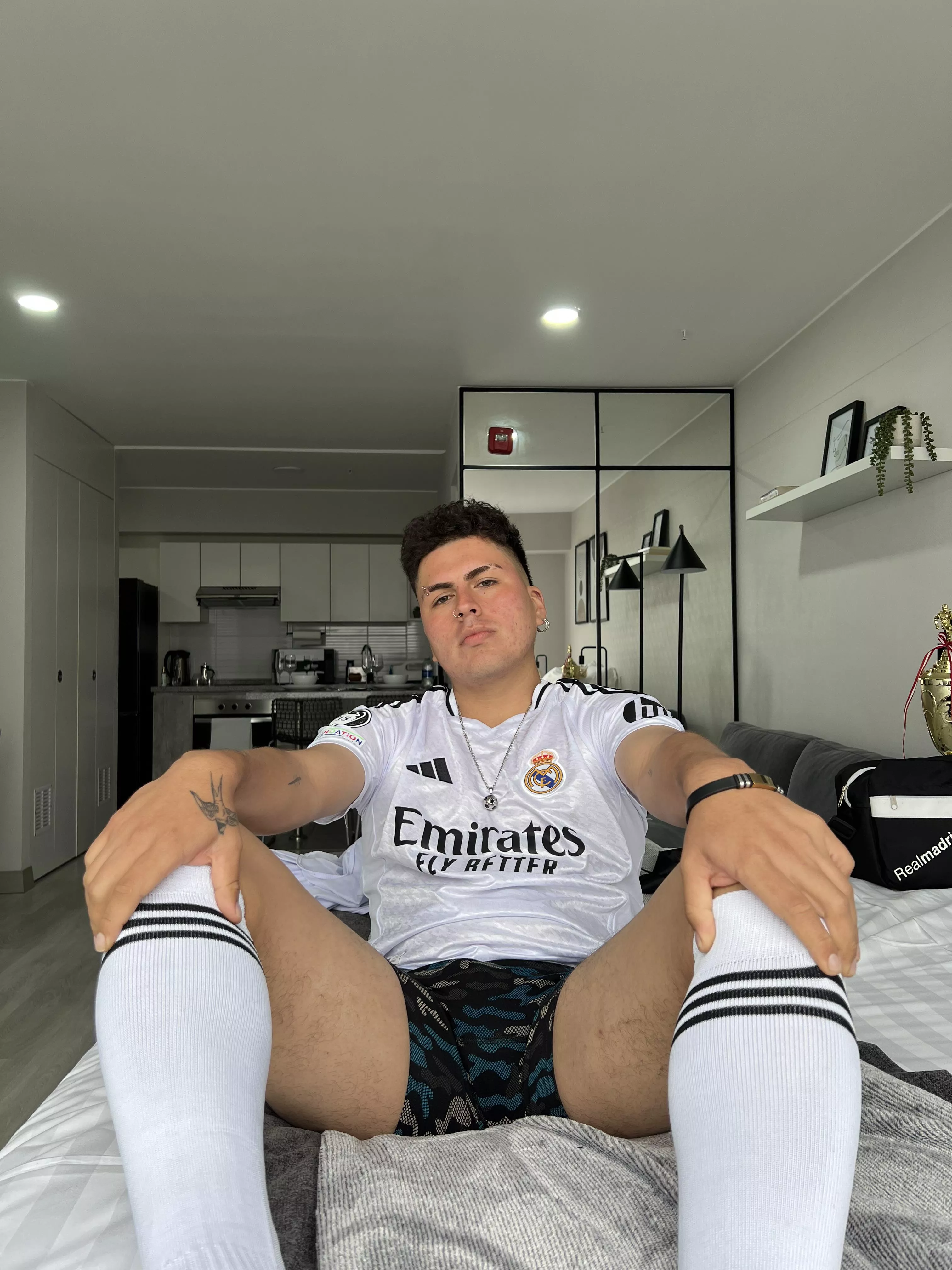 Oh, look at these thighs, they look well-toned. Wouldn't you want to massage them for me? Hahaha 