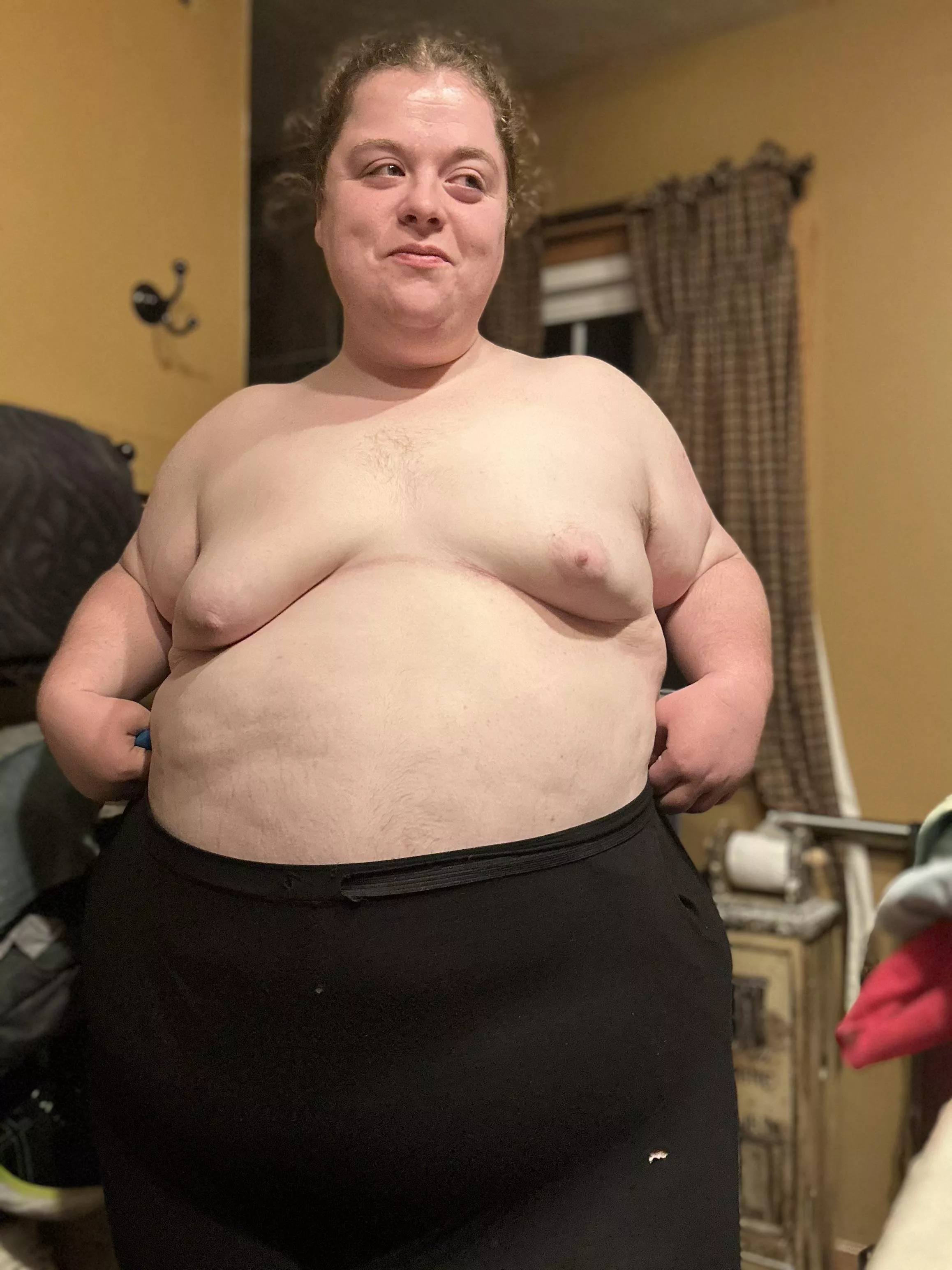 POV: you just witnessed me cough so much before this pic was taken 🤠wake and bake, anyone? 