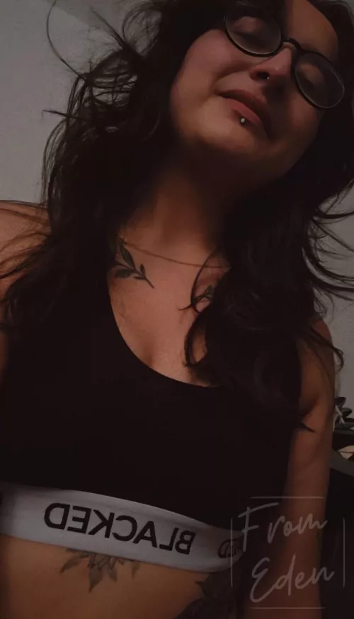 Really feeling myself in these 🥰