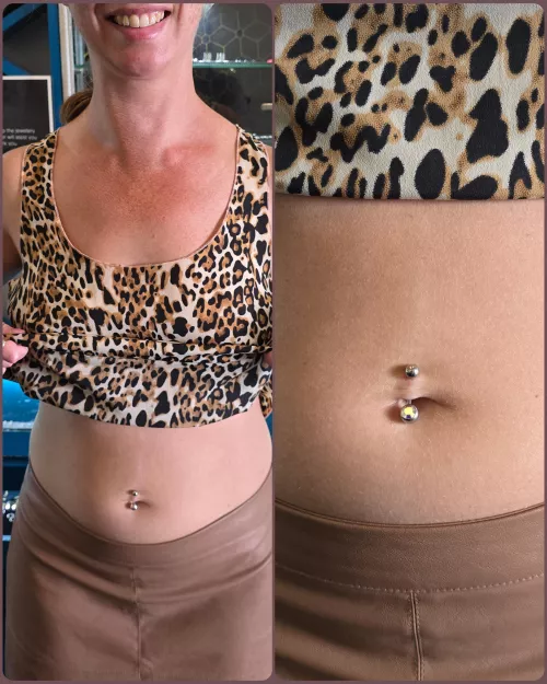 Re-pierced my belly after taking it out 20 years ago [39f] 