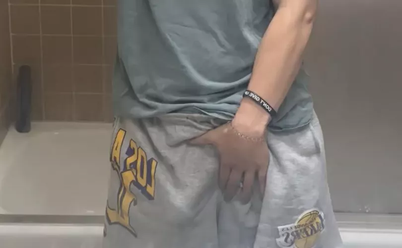 roswell 25 hung fit attractive for couples 😋 can host or travel (tonight)