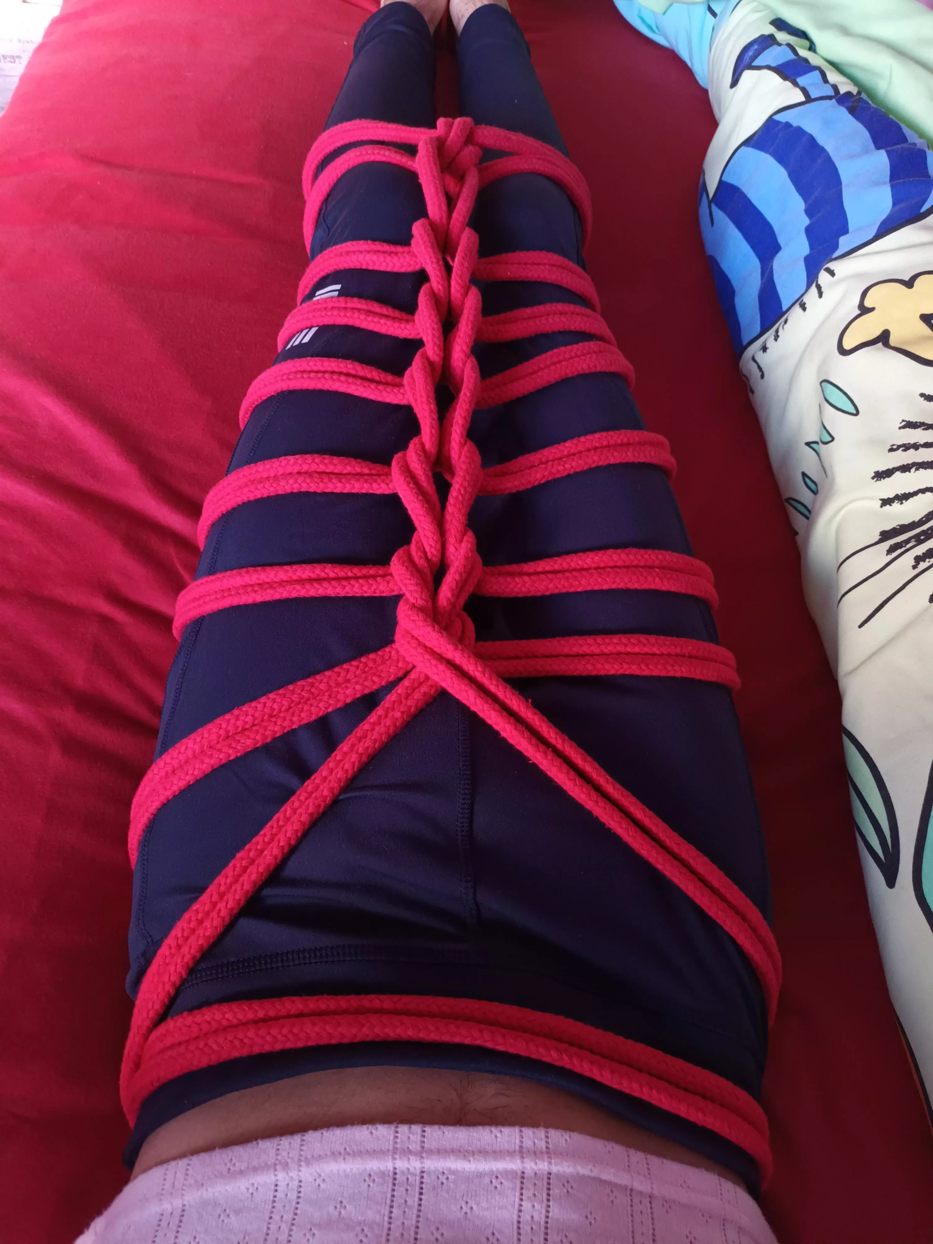 Second attempt at a mermaid tie on myself