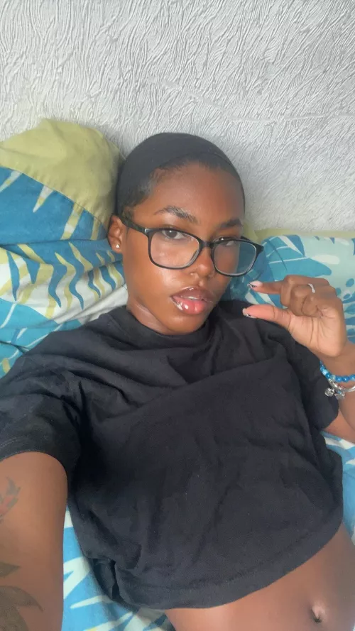 so how many baby dick men want to worship a black girl?