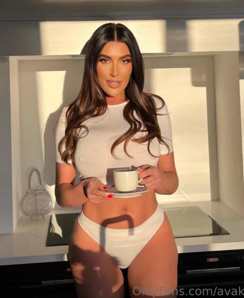 the things i’d let Ava to do me… someone drop me a message and let’s get dirtyyy