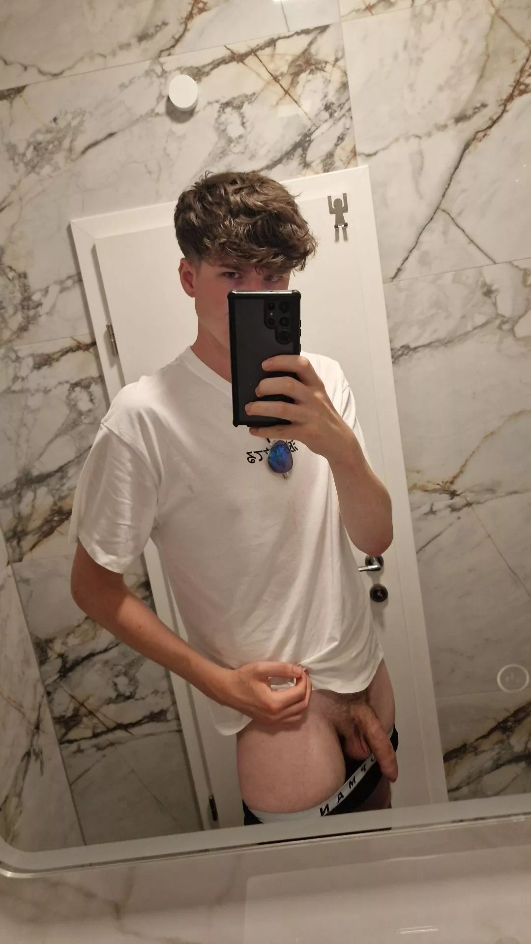 24 straight curious, snap me if you're chill, I do trade sometimes show face+++ sc: csawlit