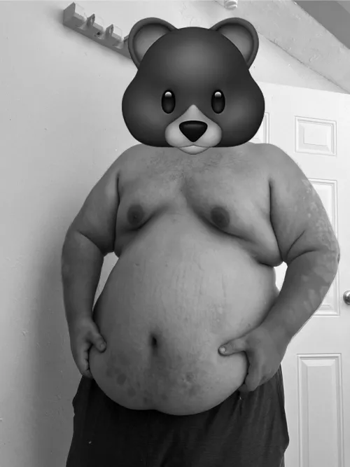 [30] Do y’all like big belly?