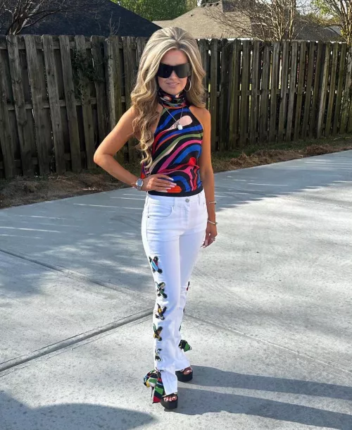 American Traveler girl