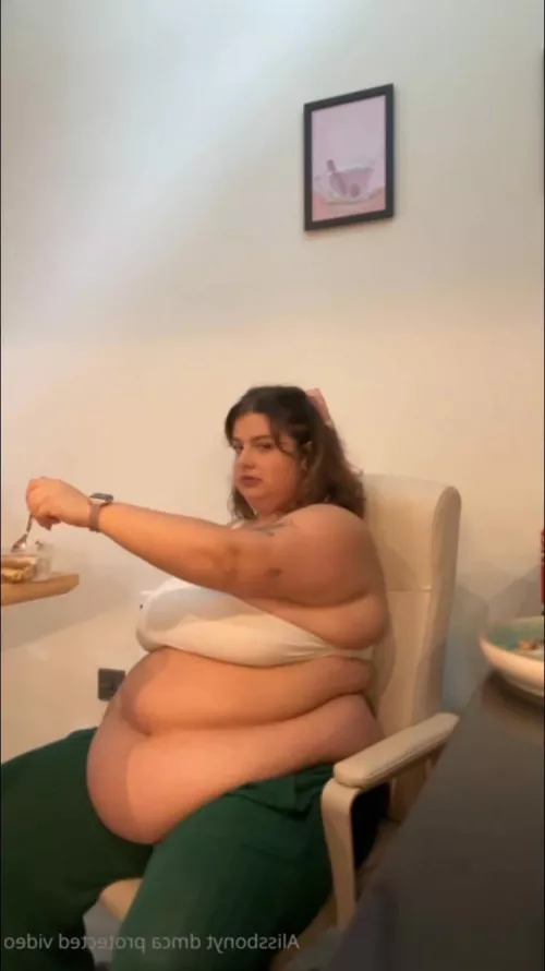 Anyone have this vid?