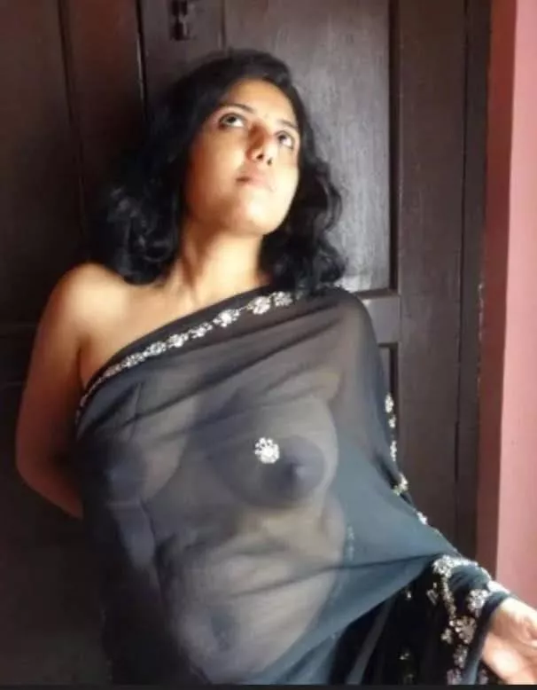 Beautiful Bengali Boudi 