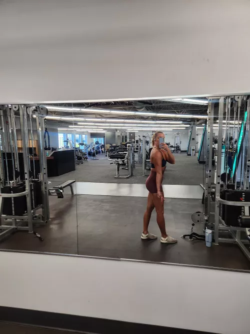 Can I be your gym crush?