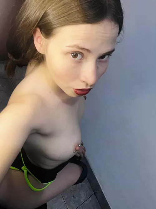 Caution: This brunette can steal ur heart..