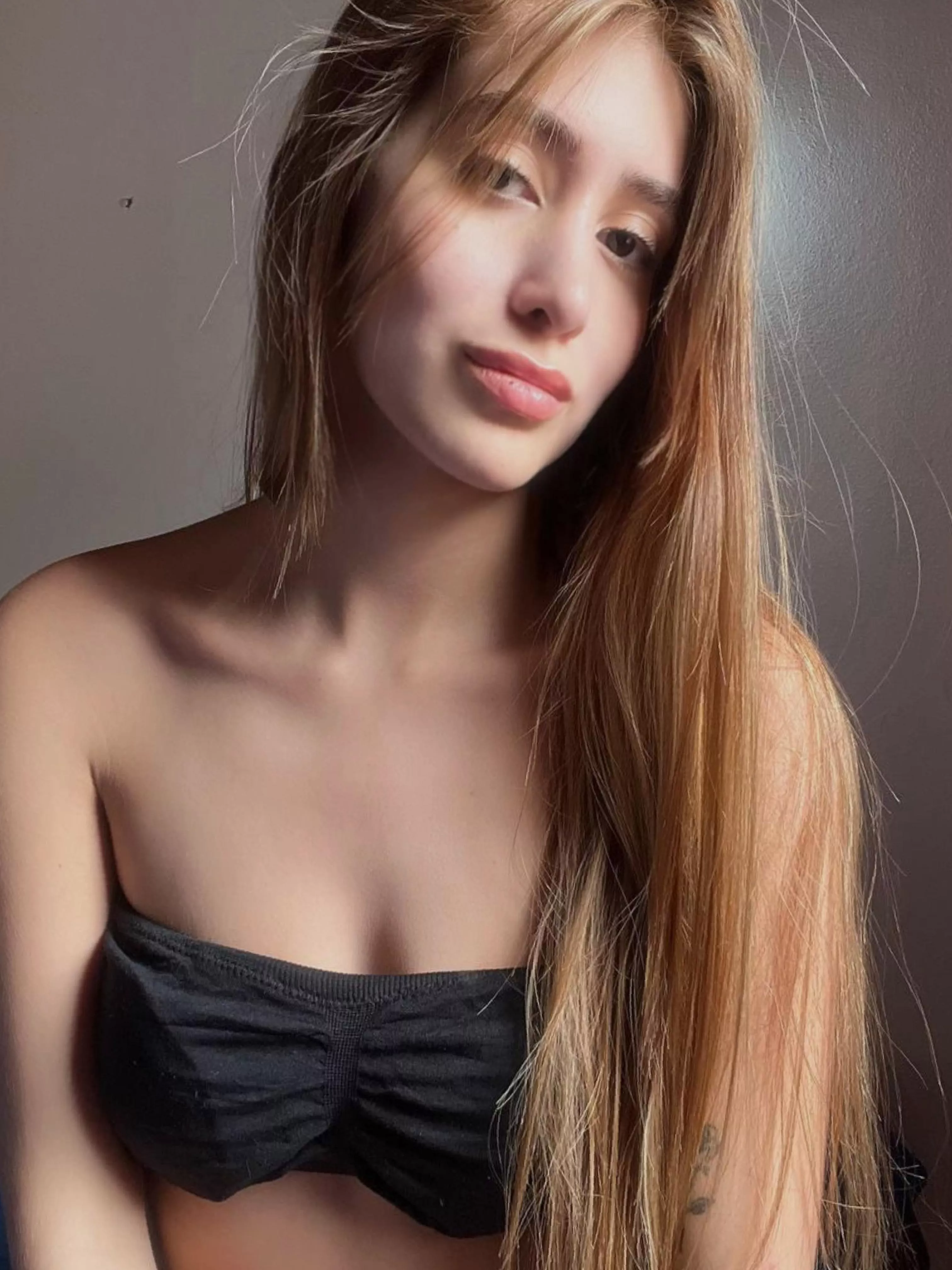 come and cum on my 18y face!