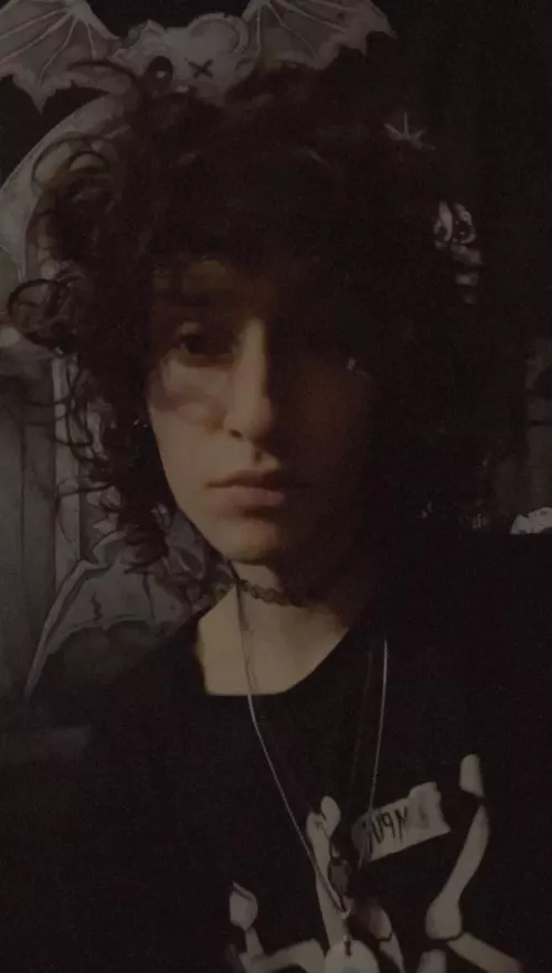 Cum play with me 🧸🗝️🚪💦