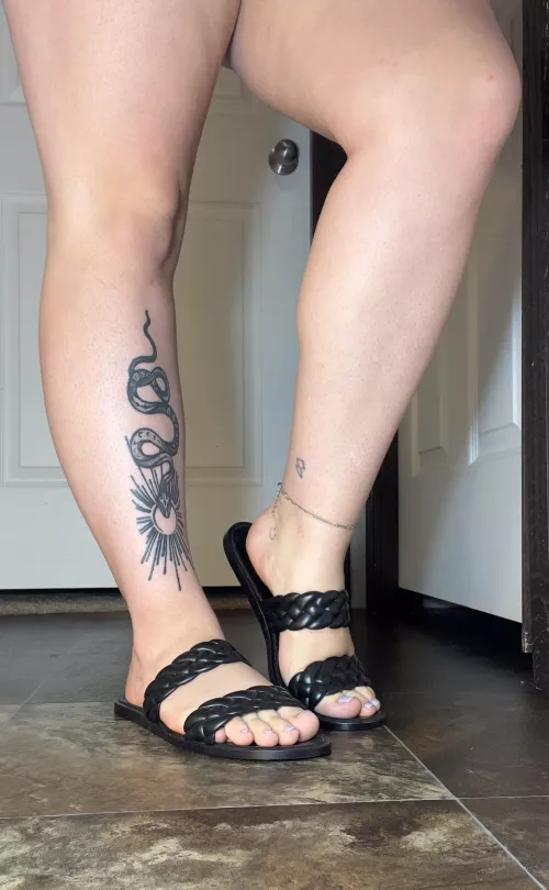 Do you like strappy sandals?