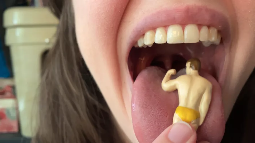 Does my tongue feel good?