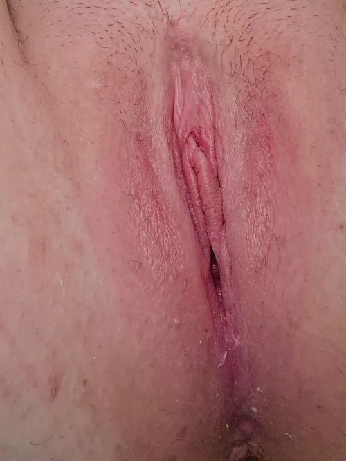 F24 showing off my raped pussy