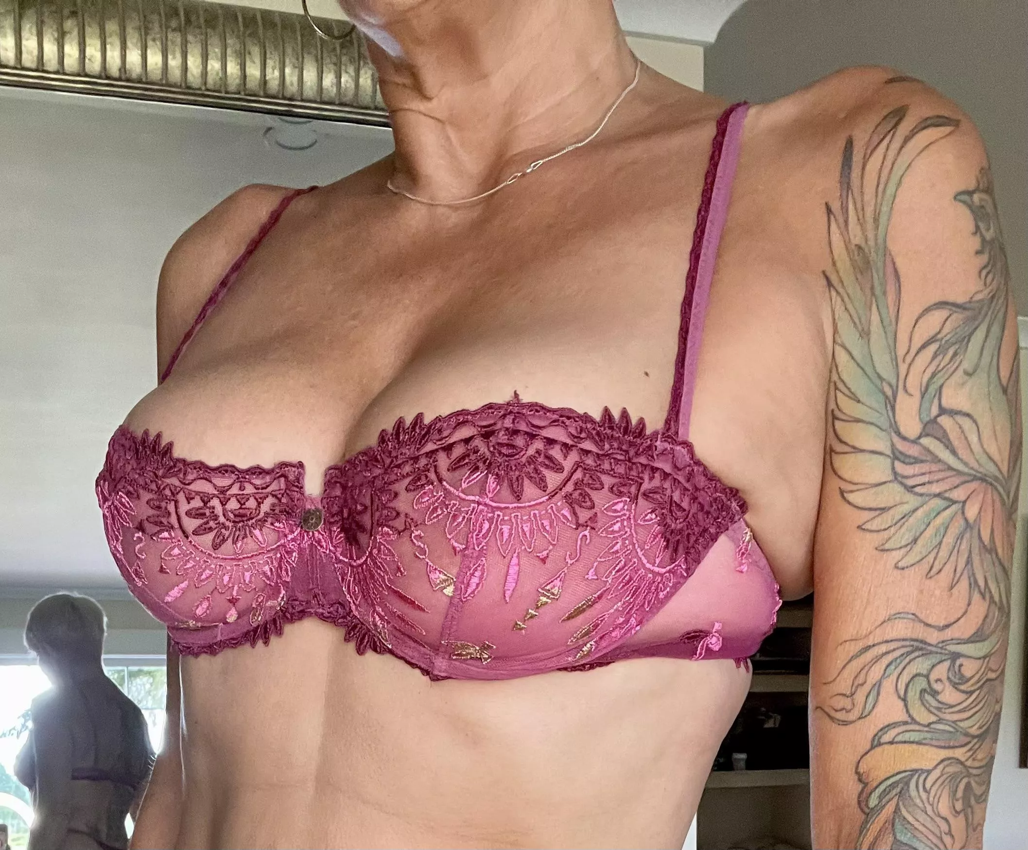 I know you all say “no bra” but what about this one?