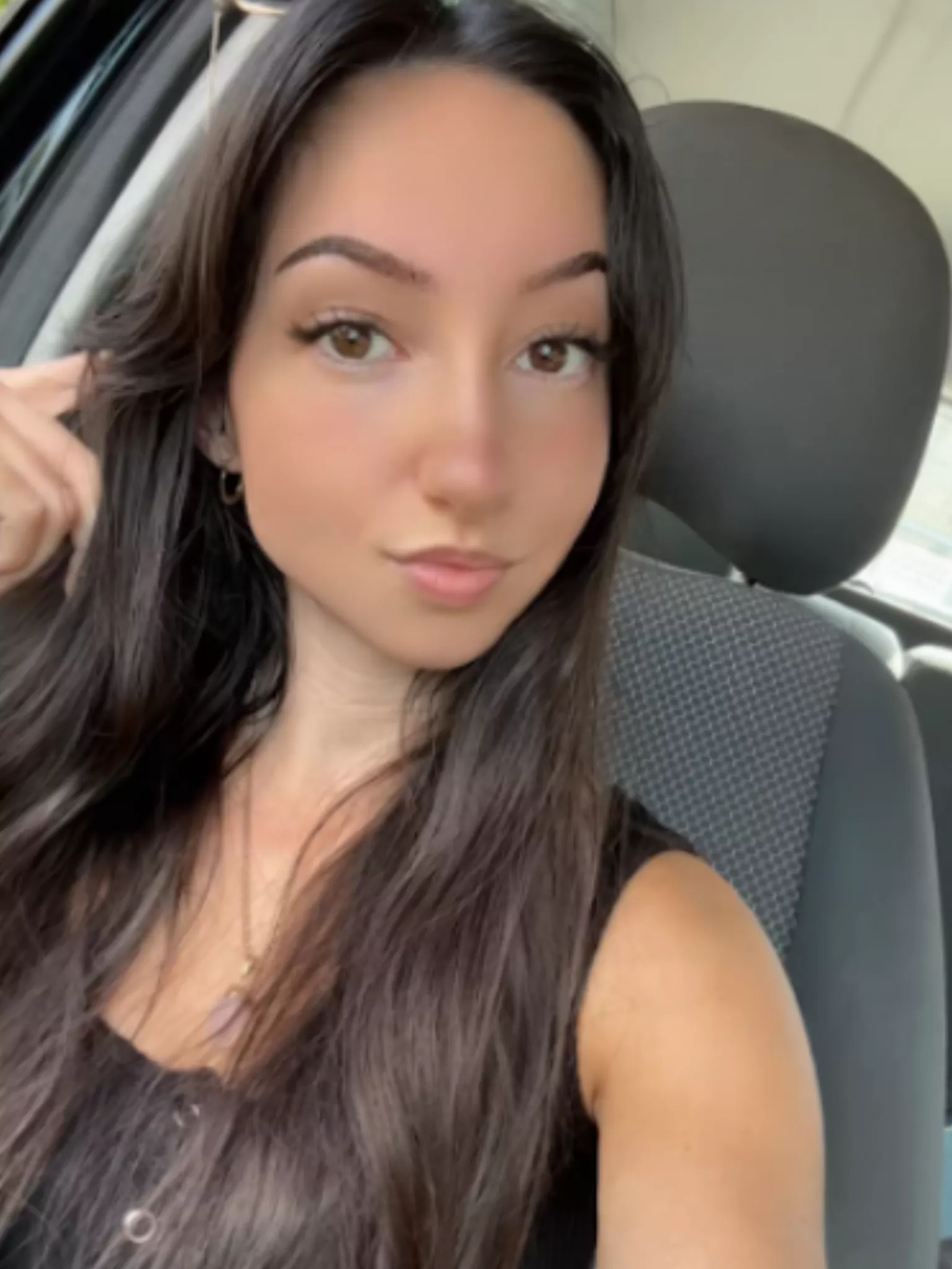 I'm feeling sexy in this selfie