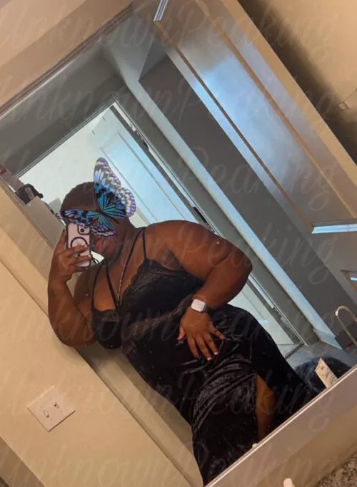 Is the dress a cutie? 