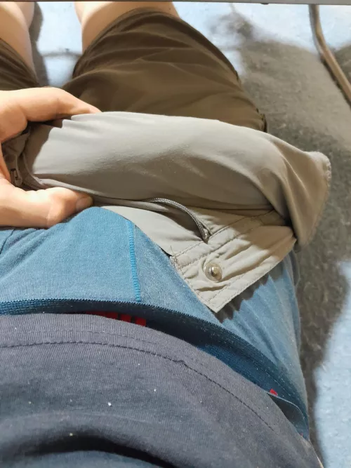 I've learned that wearing shorts is risky for me (21)