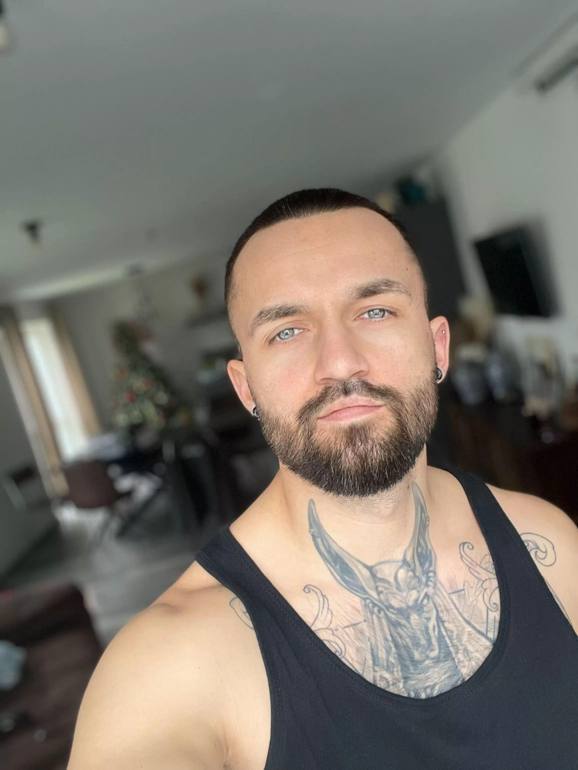 Look Deep in my eyes 