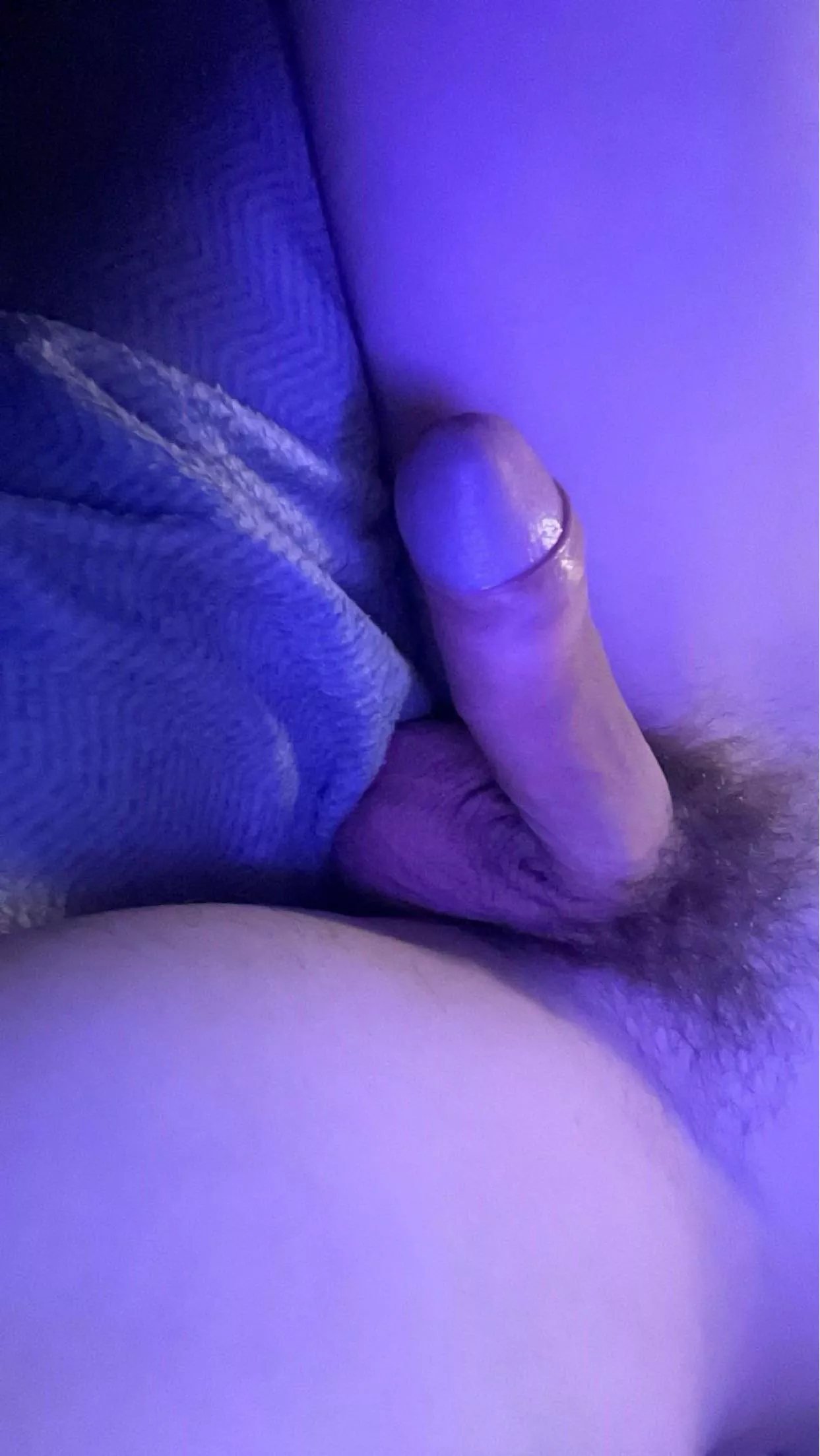 m20 uncut looking for jerk buds add @jack_m239366