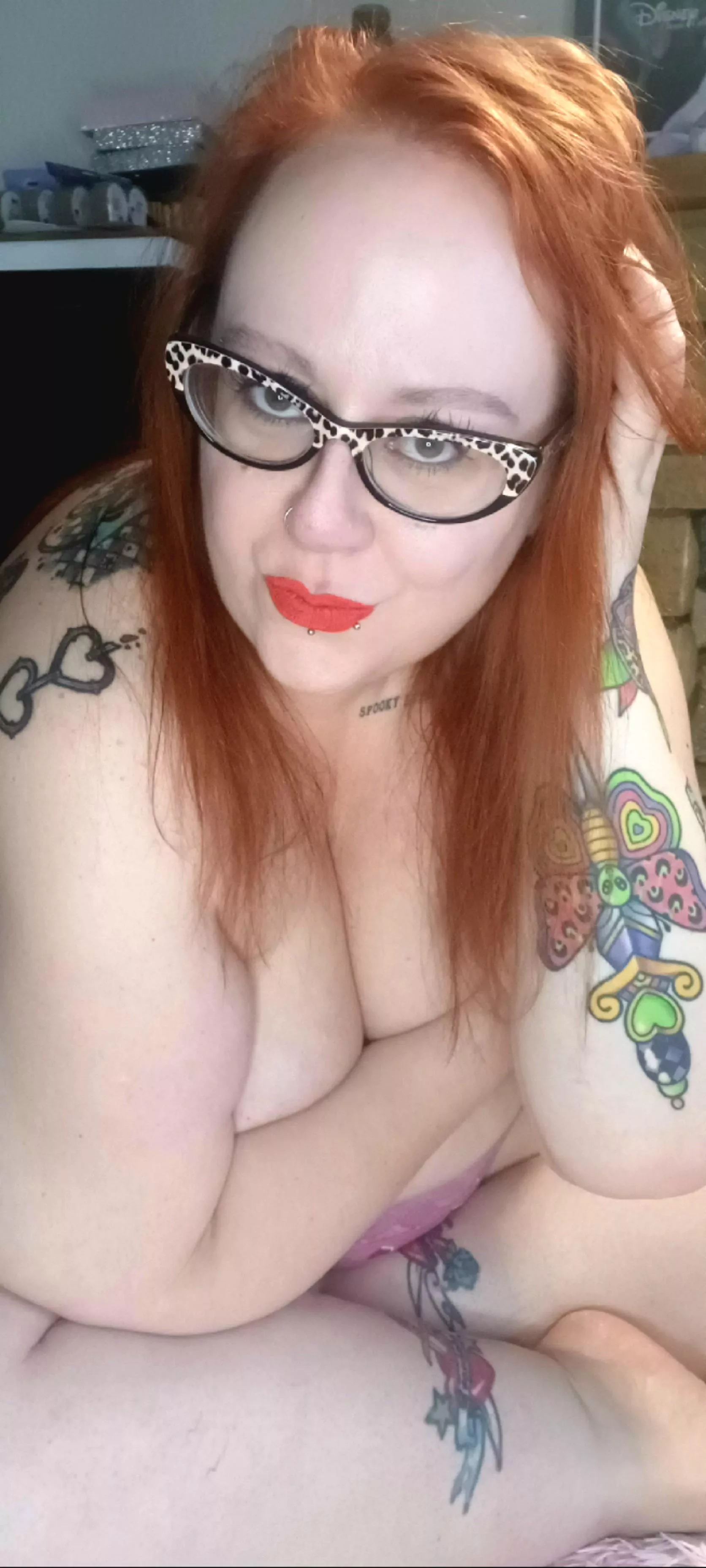 Nothing sexier than a BBW rocking a leopard print & red lip combo 💋 
