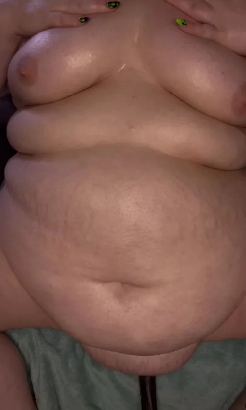 Oiled up and ready for breeding 