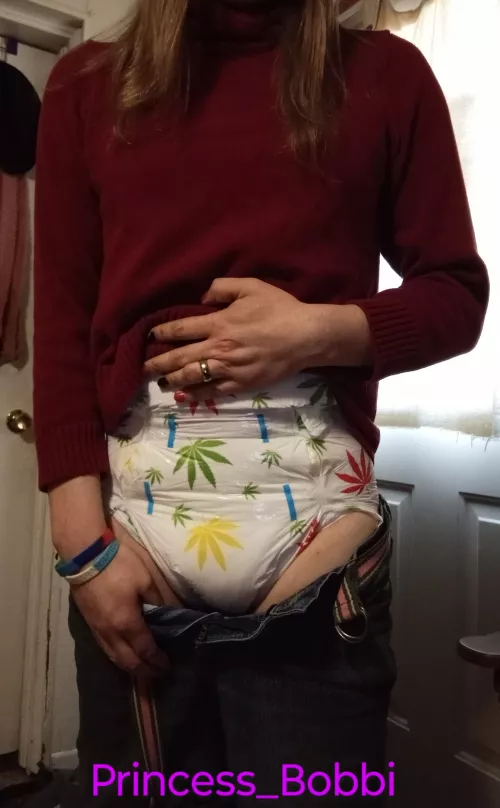 Pretty pothead princesses, should be protected with puffy padding.