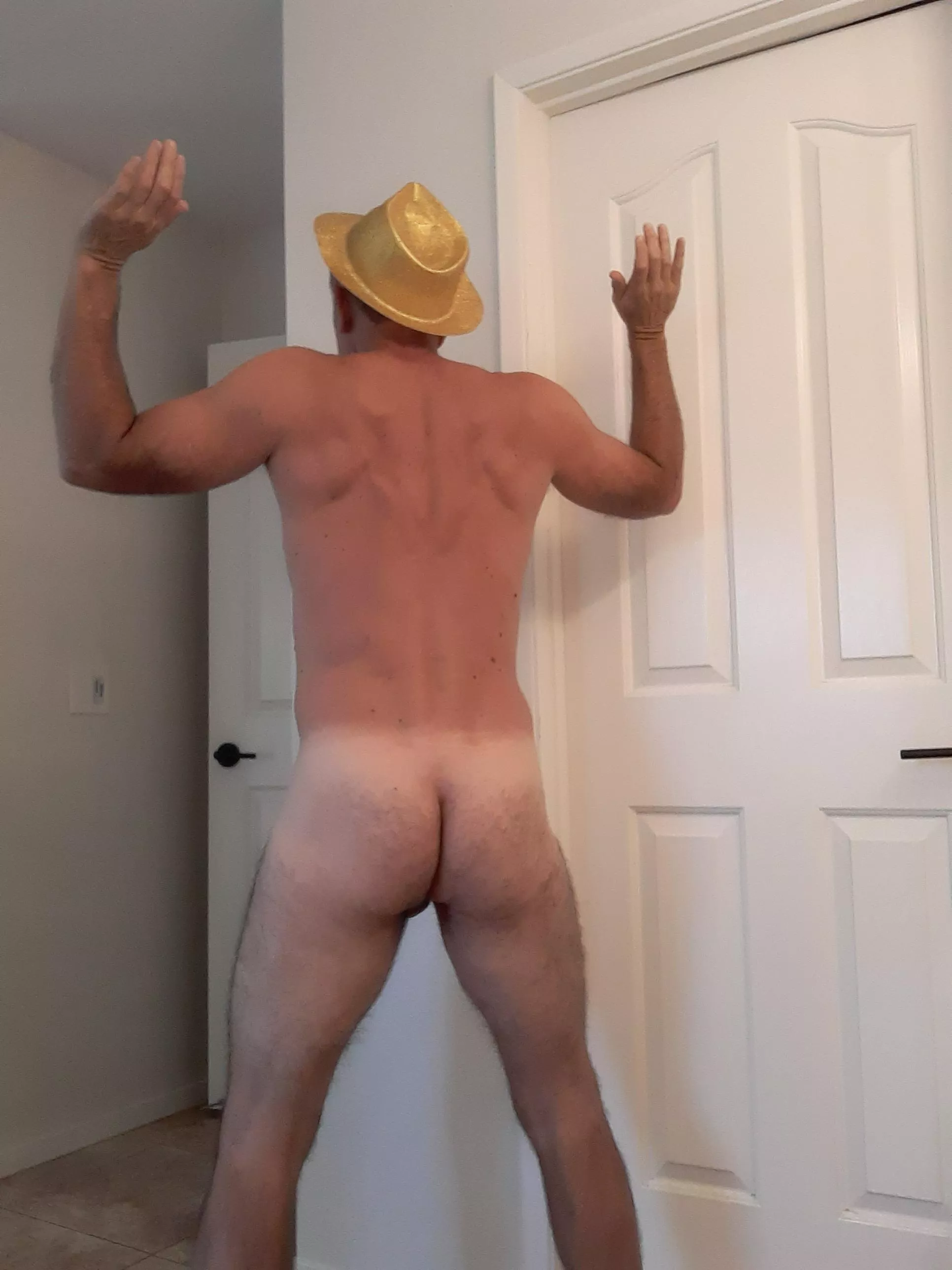 Put your party hats on, it's time to celebrate 4k! 