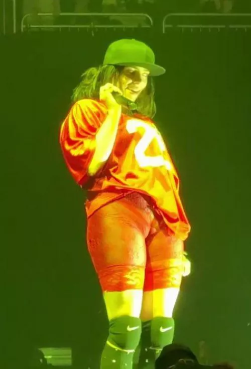 Showing Off Her Outfit On The First Show Of The Hit Me Hard And Soft Tour 2024