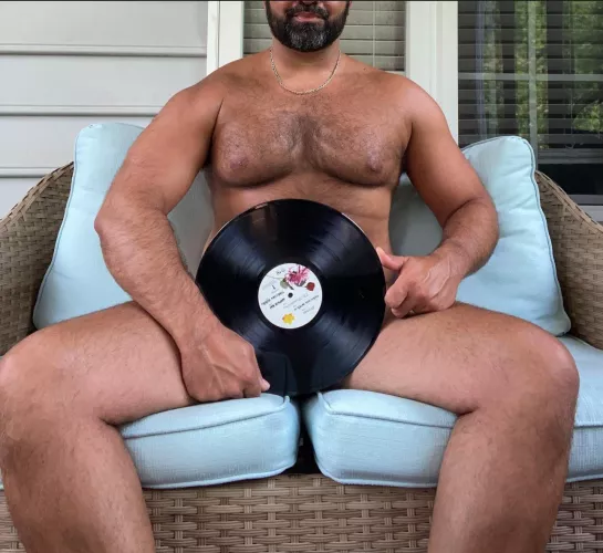 Sit on it and spin 🎶 