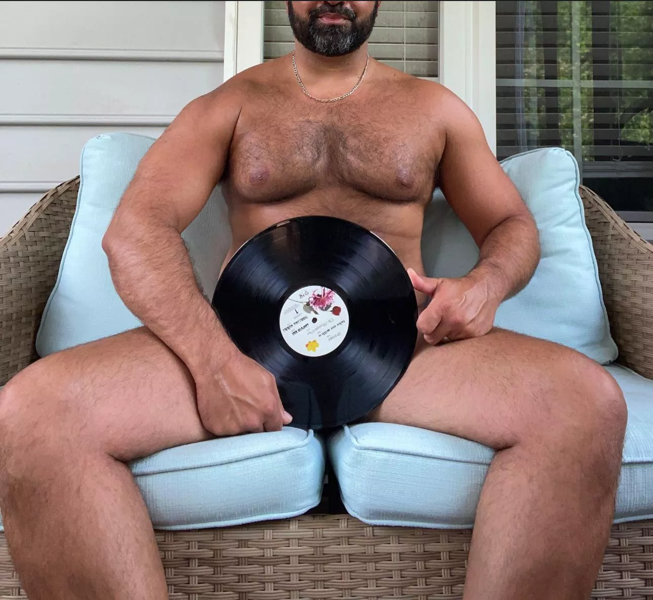 Sit on it and spin 🎶 