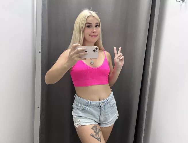 The top must be worn strictly without a bra