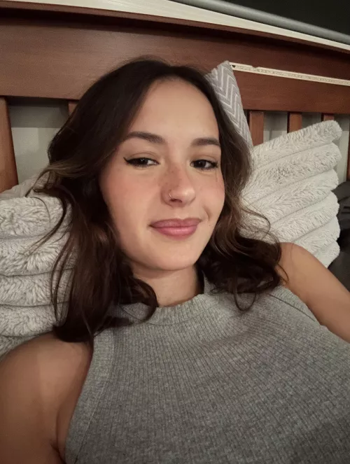 . Would you fuck me if I was your neighbor?😊💕